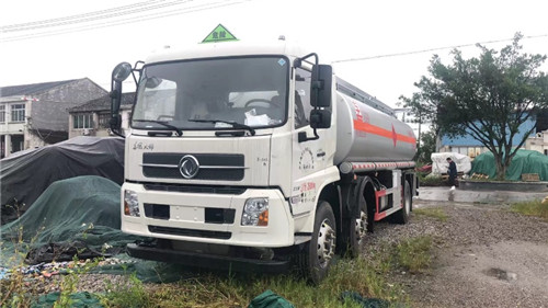 20年9月溫州牌照15噸油車，車況精品，基本沒怎么跑