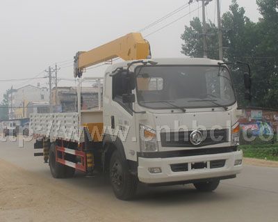 國四東風(fēng)153隨車吊配5噸、6.3噸吊機(jī)